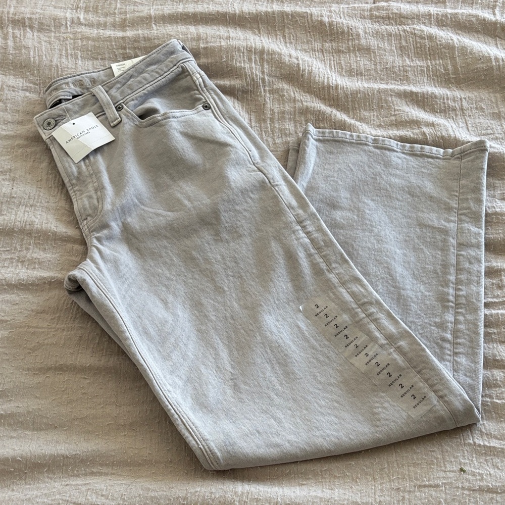 American Eagle Outfitters Light Gray Women's Stovepipe Leg Jeans